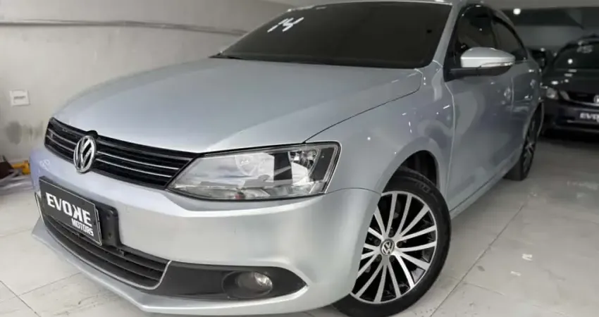 Volkswagen Jetta 2014 2.0 comfortline flex 4p tiptronic