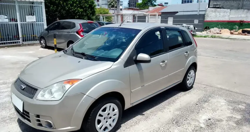Fiesta 1.0 8v COMPLETO