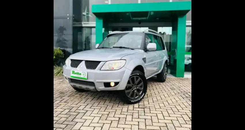 MITSUBISHI PAJERO TR4 FL 2WD HP 2013