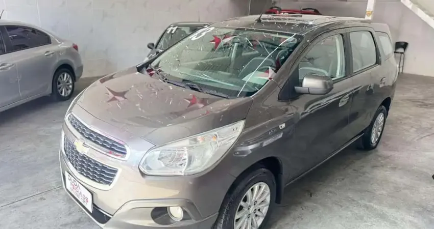 CHEVROLET SPIN 1.8L MT LT 2013