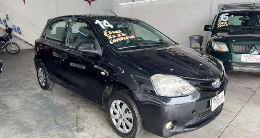 TOYOTA ETIOS HB XS 15 2014