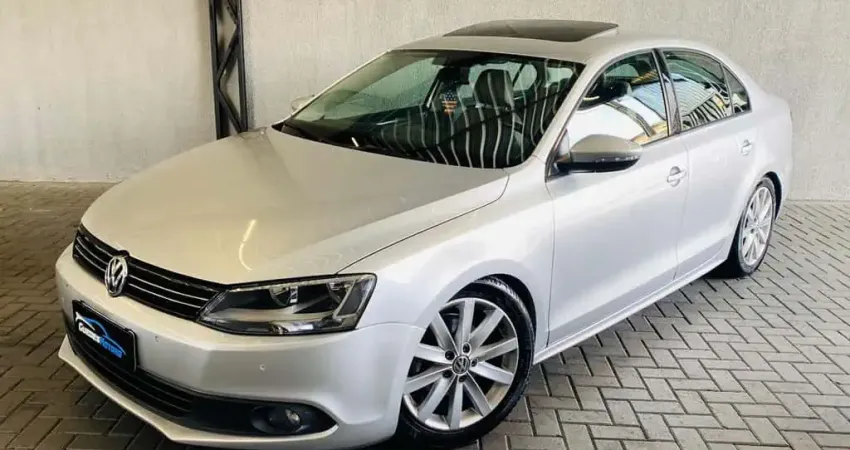 VOLKSWAGEN JETTA 2.0 2014