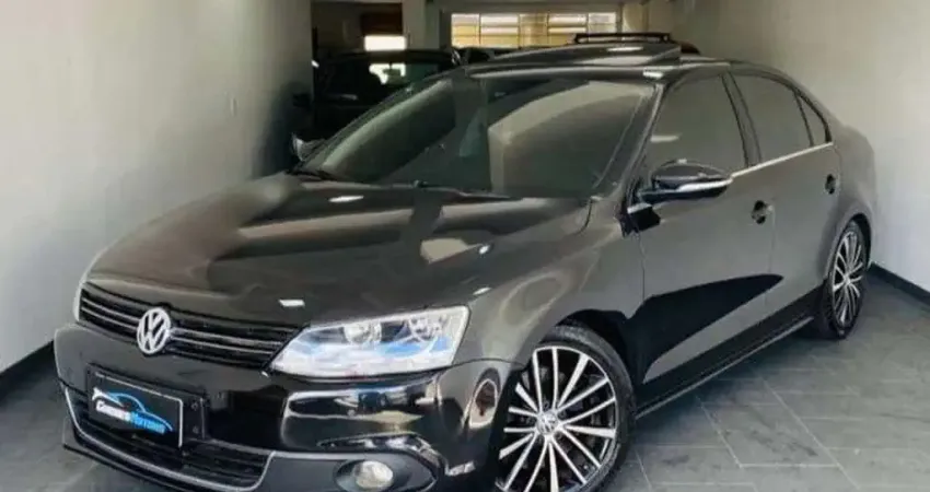 VOLKSWAGEN JETTA 2.0 TSI HIGHLINE 211CV GASOLINA 4P TIPTRONIC 2014