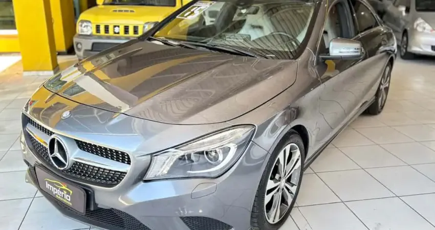 Mercedes Benz CLA-200 Gasolina Automático