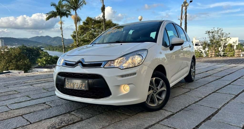Citroën C3 TENDANCE - Branca - 2013/2014