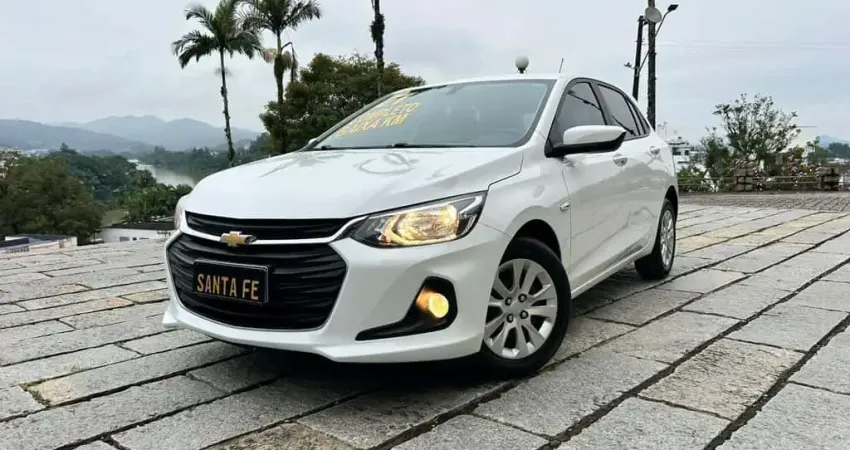 Chevrolet Onix HEV/ 10MT LT1 - Branca - 2021/2021