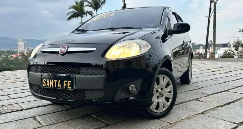 Fiat Palio ESSENCE 1.6 - Preta - 2013/2014