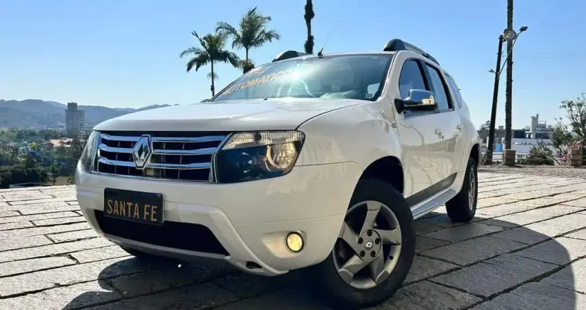Renault Duster 20 D 4X2A - Branca - 2013/2014
