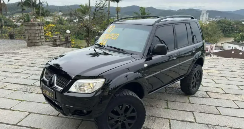 Mitsubishi Pajero TR4 4X4 - Preta - 2010/2010