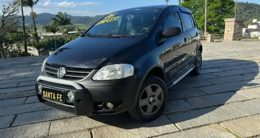 Volkswagen CrossFox 1.6 MI - Preta - 2006/2006