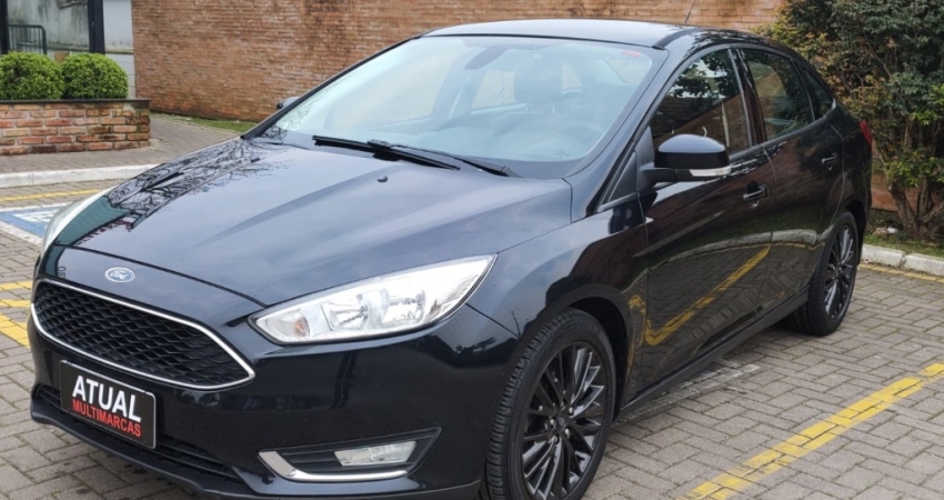 focus sedan 2.0 top couro cambio revisado.....