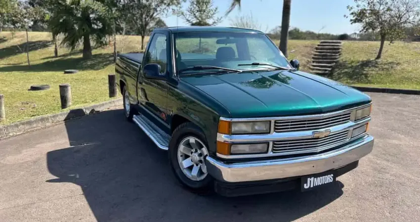 CHEVROLET SILVERADO D20 2001