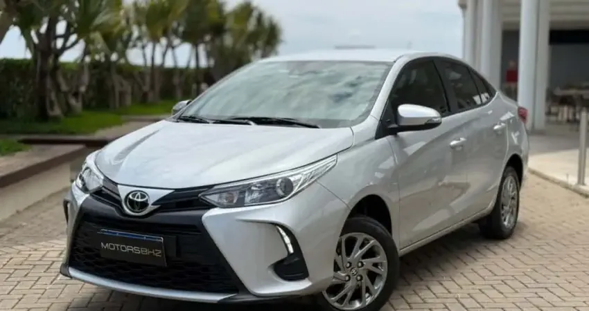 Toyota Yaris 2025 1.5 16v flex sedan xs multidrive