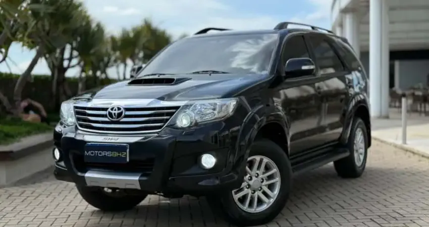 Toyota Hilux sw4 2012 3.0 srv 4x4 7 lugares 16v turbo intercooler diesel 4p automático
