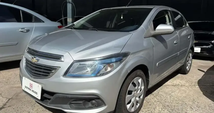 Chevrolet Onix LT 1.4 2014 – Confiável, Econômico e Perfeito para o Dia a Dia