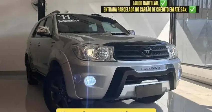 Toyota Hilux sw4 2011 3.0 srv 4x4 7 lugares 16v turbo intercooler diesel 4p automático