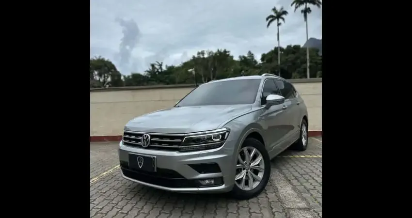 VOLKSWAGEN TIGUAN Allspac Comf 250 TSI 1.4 Flex