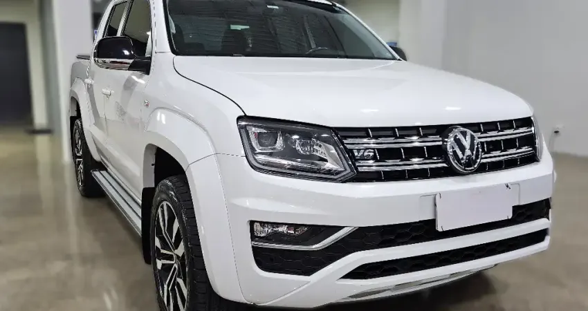 Amarok Highline V6 3.0 4x4 - Pneus novos - Periciada - Impecável