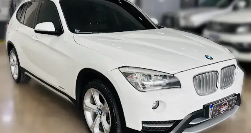BMW X1 SDRIVE 2.0 - Interna Caramelo - Periciada - Pneus novos - Revisada