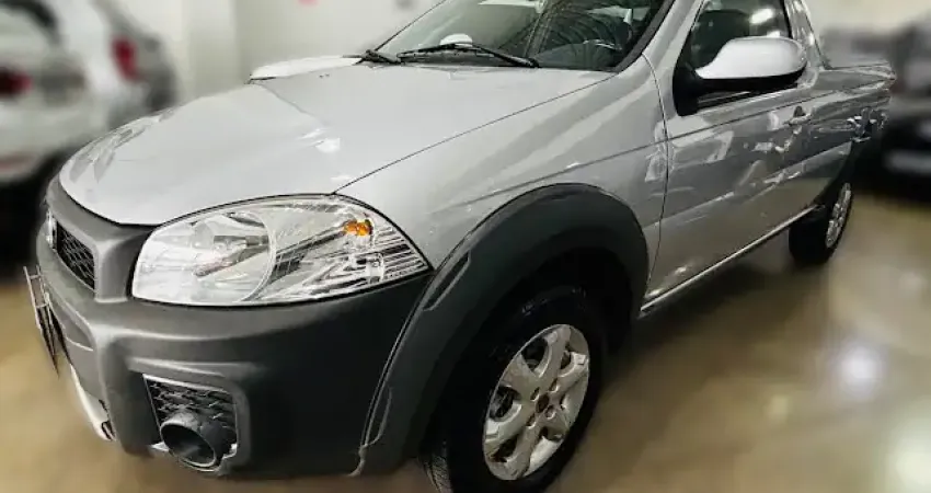 Fiat Strada Freedom 1.4 Flex Cabina Simples - Rodas de Liga - Som Original - Sensor de Ré - Retrovis