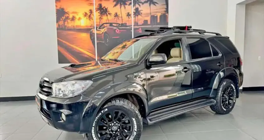 TOYOTA HILUX SW4 3.0 SRV 4X4 7 Lugares 16V Turbo Intercooler - 2009/2010