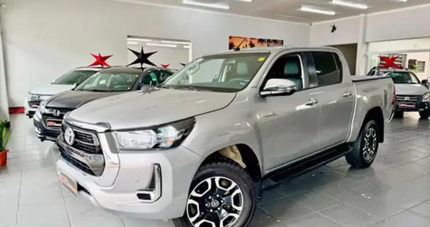 TOYOTA HILUX 2.8 D-4d Turbo CD SRV 4X4 - 2022/2022