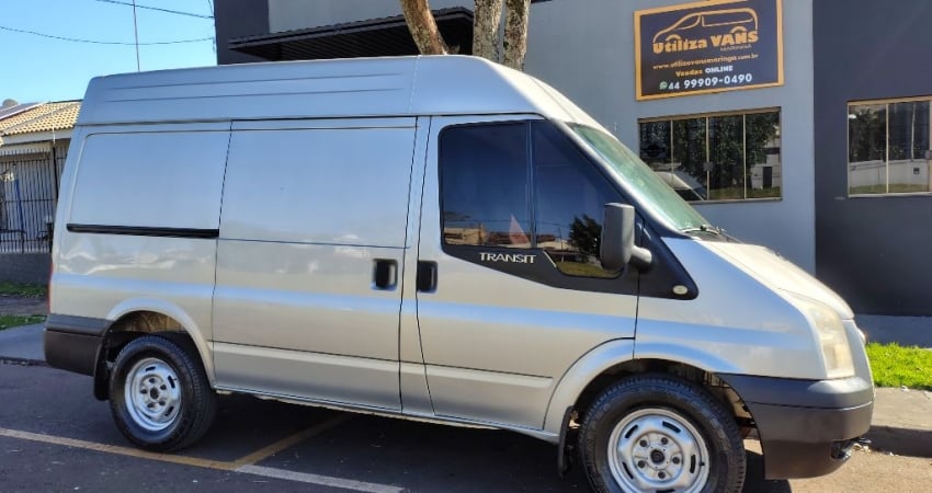 Ford Transit 2.2 – Furgão  2012  Completa!!