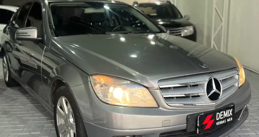 C180 Classic 2011 1.8 gasolina 112mkm. Em bom estado