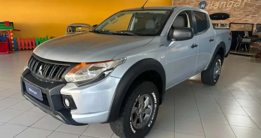 MITSUBISHI TRITON SPO OUTDOOR M 2023
