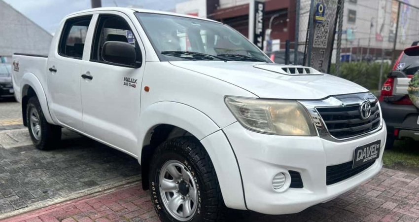 TOYOTA HILUX CD4X4 STD 2013