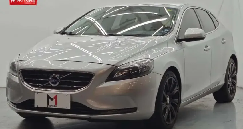 VOLVO V40 DYNAMIC 2.0 TURBO GASOLINA AUTOMÁTICO - 2014 - PRATA