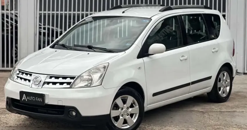 NISSAN LIVINA 1.6 SL 2010