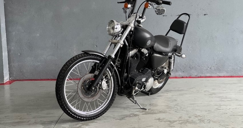 Harley Davidson XL 883 Custom 