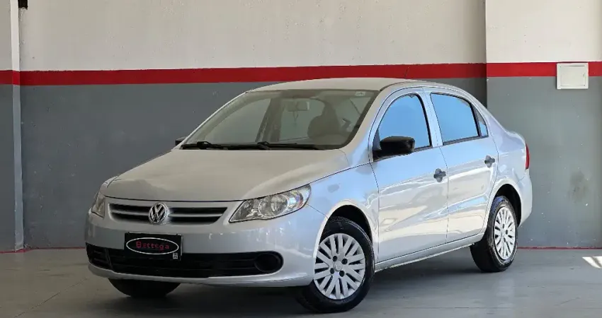 Vw Voyage 1.6 Completo + Bancos em couro - Laudo aprovado - Impecável