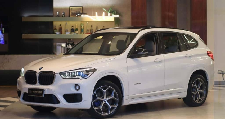 BMW X1 SDRIVE 20i 2.0/2.0 TB Acti.Flex Aut.  - Branca - 2016/2016