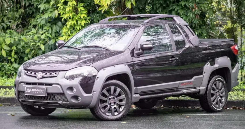 Fiat Strada Adv.1.8 16V LOCKER Dualo. Flex CE - Preta - 2016/2017