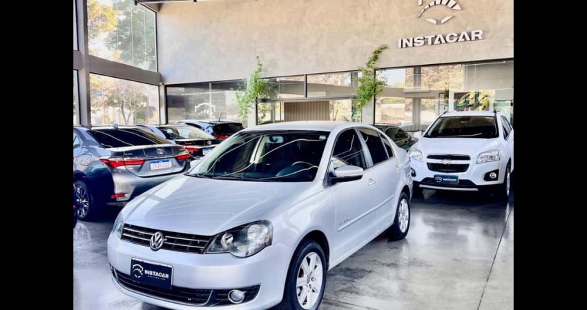 POLO SEDAN 1.6 COMFORTLINE 2012