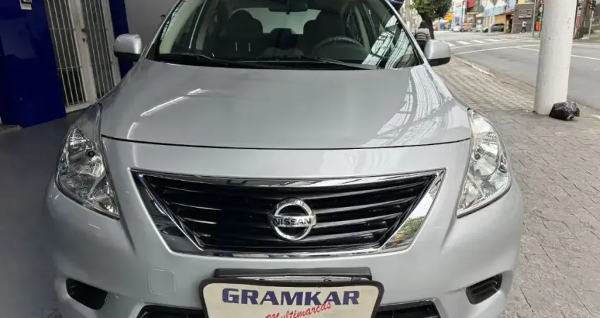 NISSAN VERSA SV 1.6 FLEX  2014