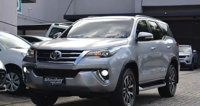 HILUX SW4 SRX 3.0