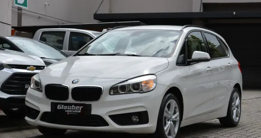BMW 220 Touret Active 2.0