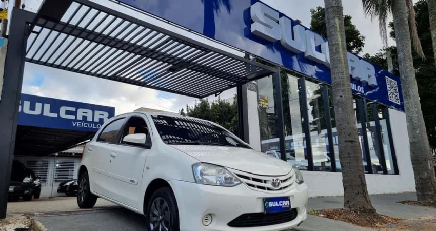 TOYOTA ETIOS HB XS 15 2015