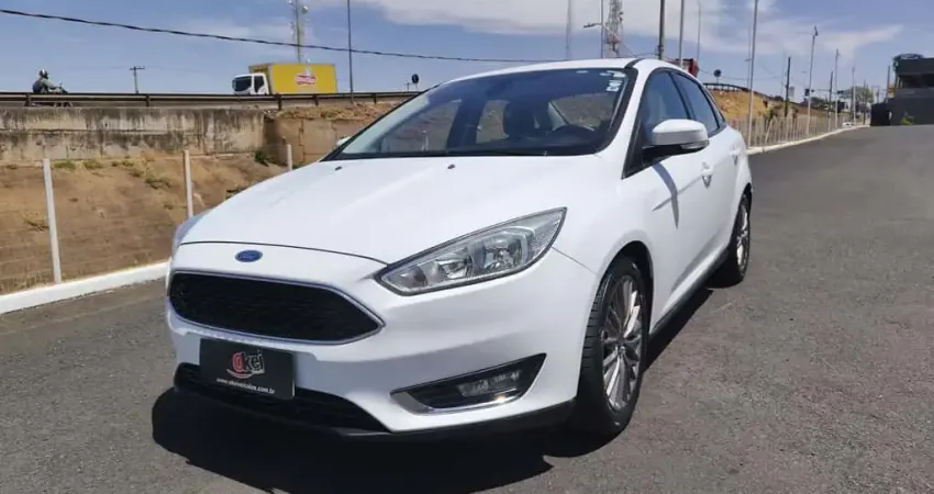 Ford Focus 2016 2.0 se plus sedan 16v flex 4p powershift