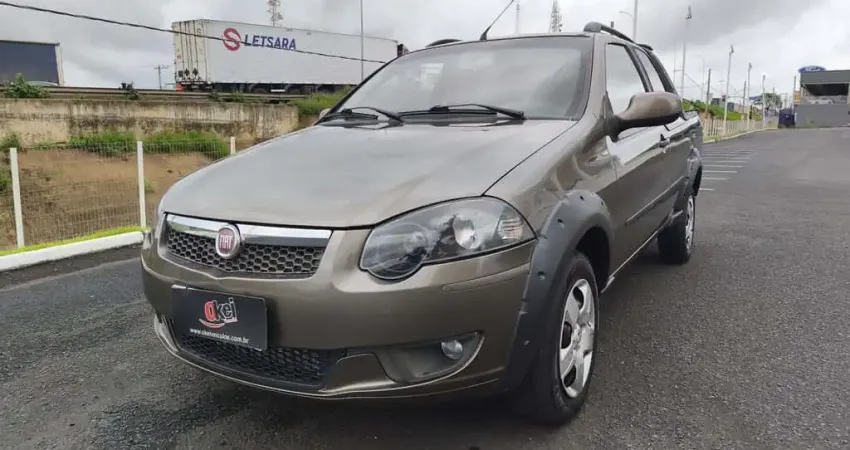 Fiat Strada 2013 1.6 mpi trekking cd 16v flex 2p manual