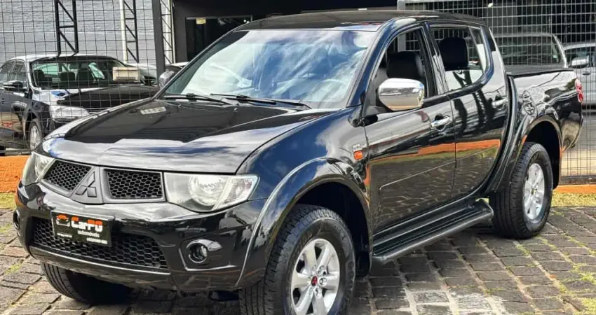 Mitsubishi L200 triton 2012 3.2 hpe 4x4 cd 16v turbo intercooler diesel 4p automático