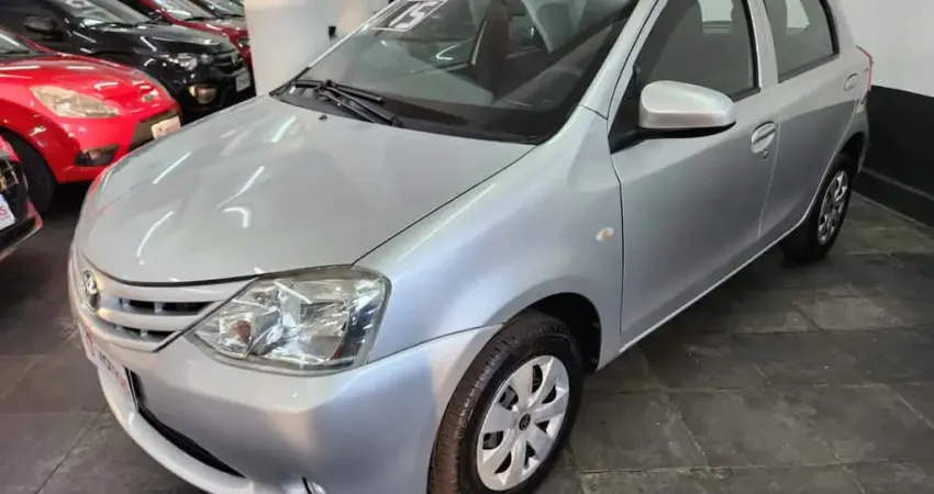 Toyota Etios 2015 1.3 x 16v flex 4p manual