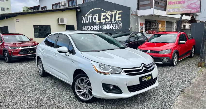 C4 Lounge Teto Solar 94.000 km