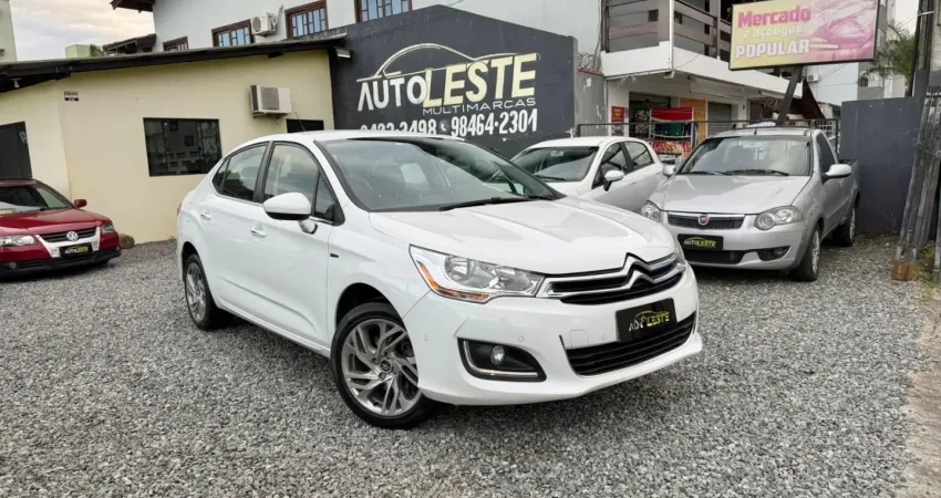 C4 LOUNGE EXCLUSIVE 90.000 KM