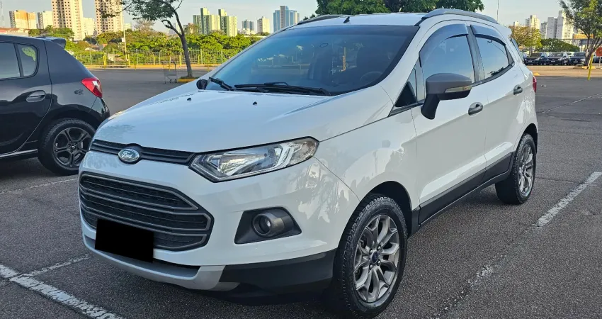Ecosport Freestyle 1.6 Manual - Baixo KM