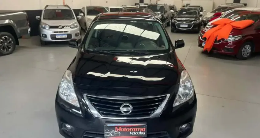 NISSAN NISSAN VERSA 16SL FLEX 2013