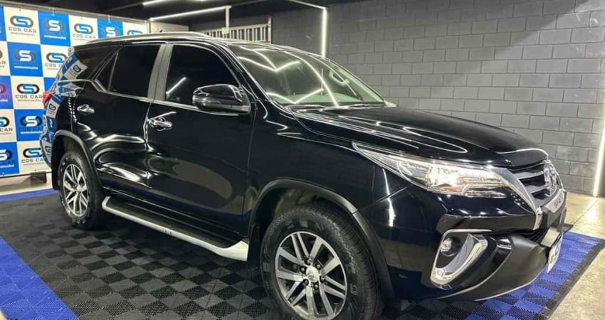 Toyota Hilux sw4 2020 2.8 srx 4x4 7 lugares 16v turbo intercooler diesel 4p automático